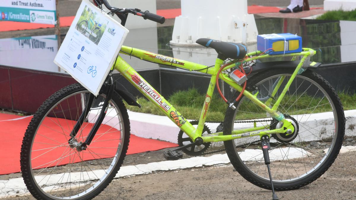 Alagappa University, private firm design sodium-ion powered e-bicycle, a viable alternative to lithium-ion battery